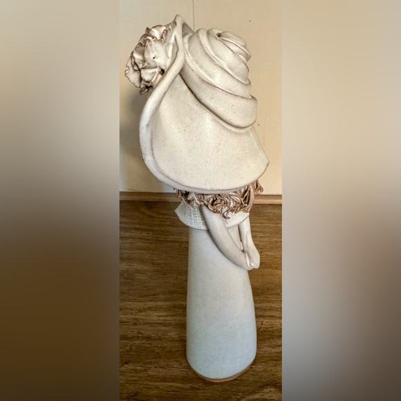 Veronica Ballan Rawlinson Alnwick Studio Pottery Standing Lady Faceless Figurine - Picture 6 of 9